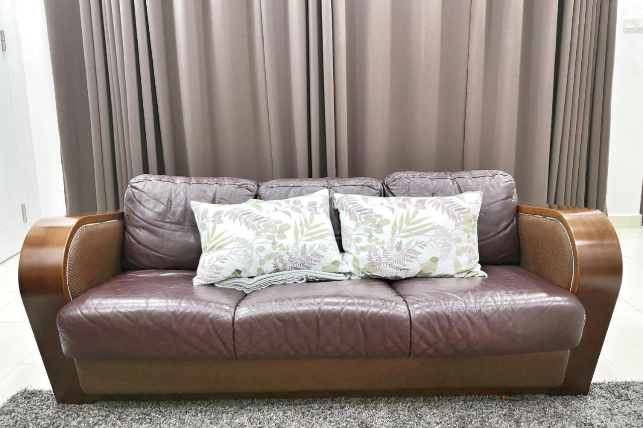 Teratak Persona Homestay. 4 Rooms Double Storey Terrace In Kuantan City. Esterno foto