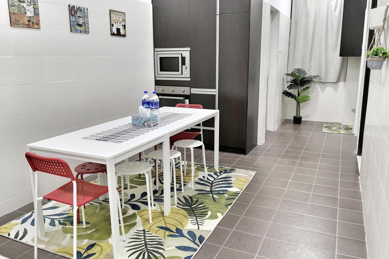 Teratak Persona Homestay. 4 Rooms Double Storey Terrace In Kuantan City. Esterno foto
